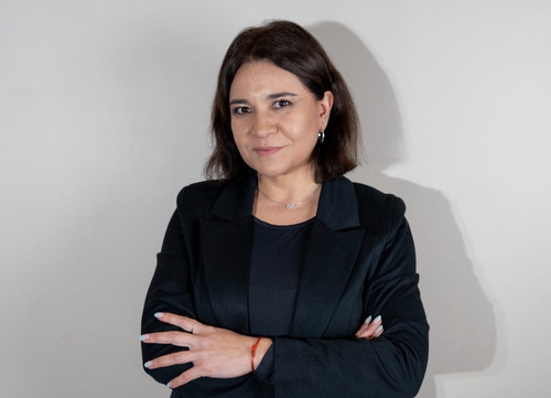 María López